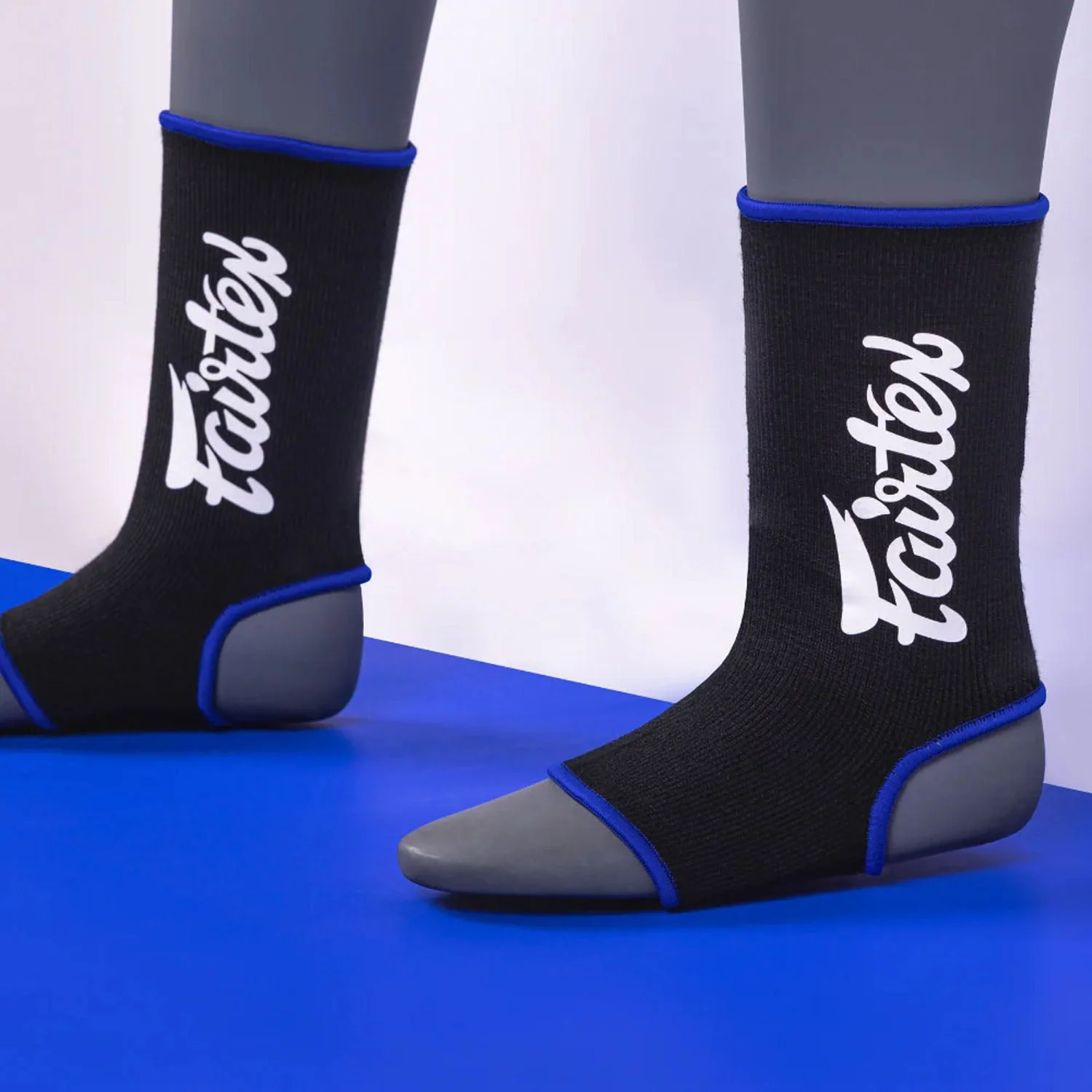 Fairtex AS3 Ankle Supports (Sized) - Black-Blue - Image 3