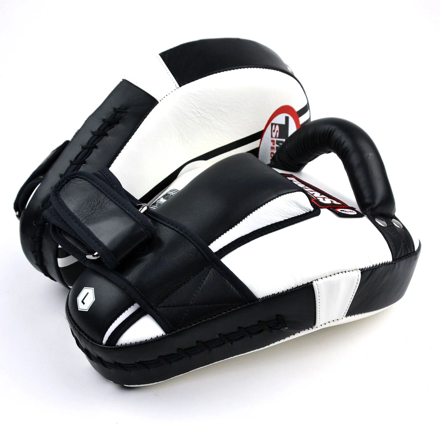 KPL11 Twins Curved Leaf-Shape Kick Pads White-Black - Image 3