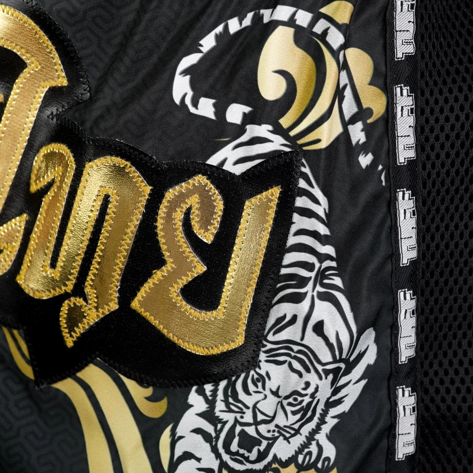 MSC120 TUFF Muaythai Shorts Retro Style Black Twin Tiger - Image 5