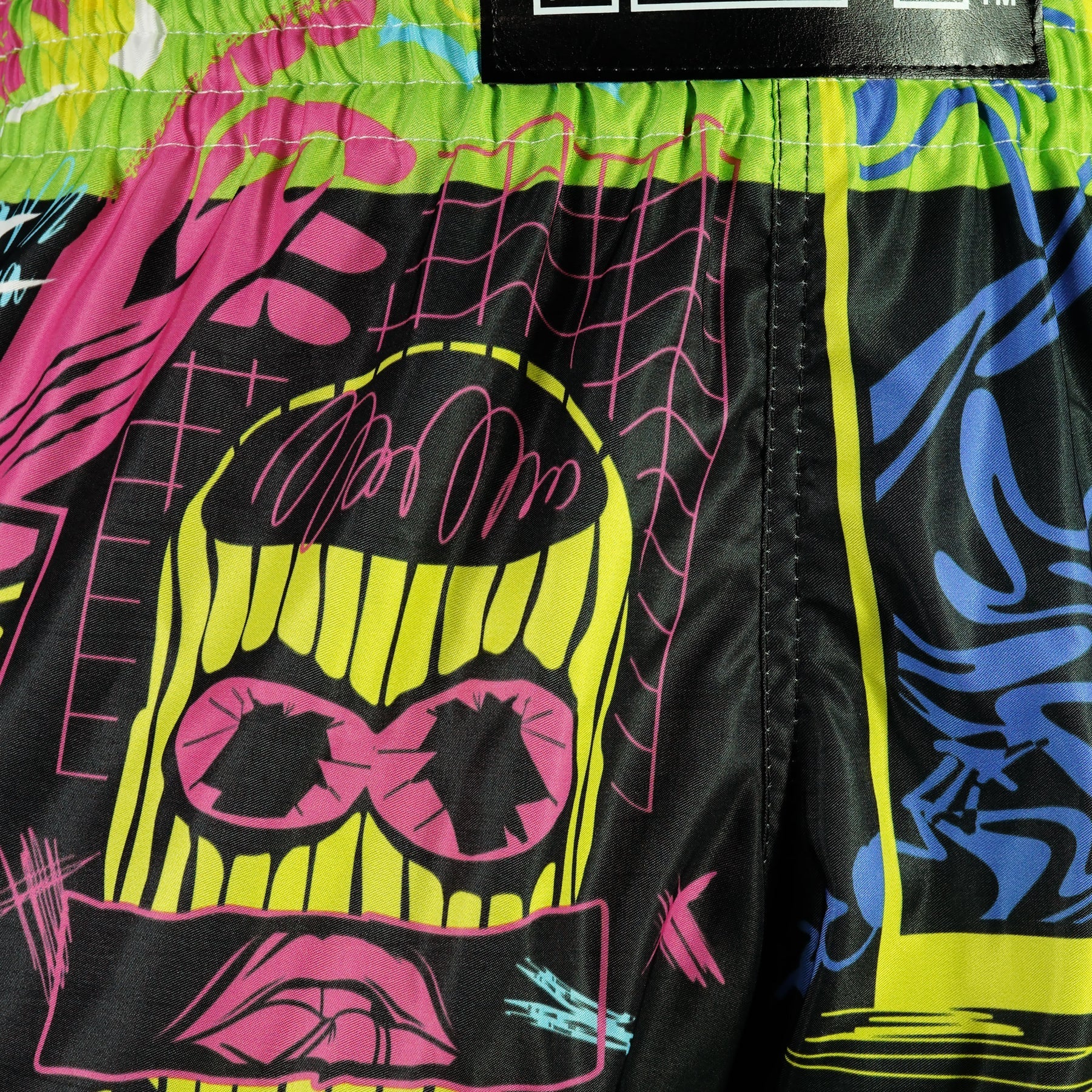 RMS119 TUFF High-Cut Retro Muaythai Shorts Neon Graffiti - Image 5