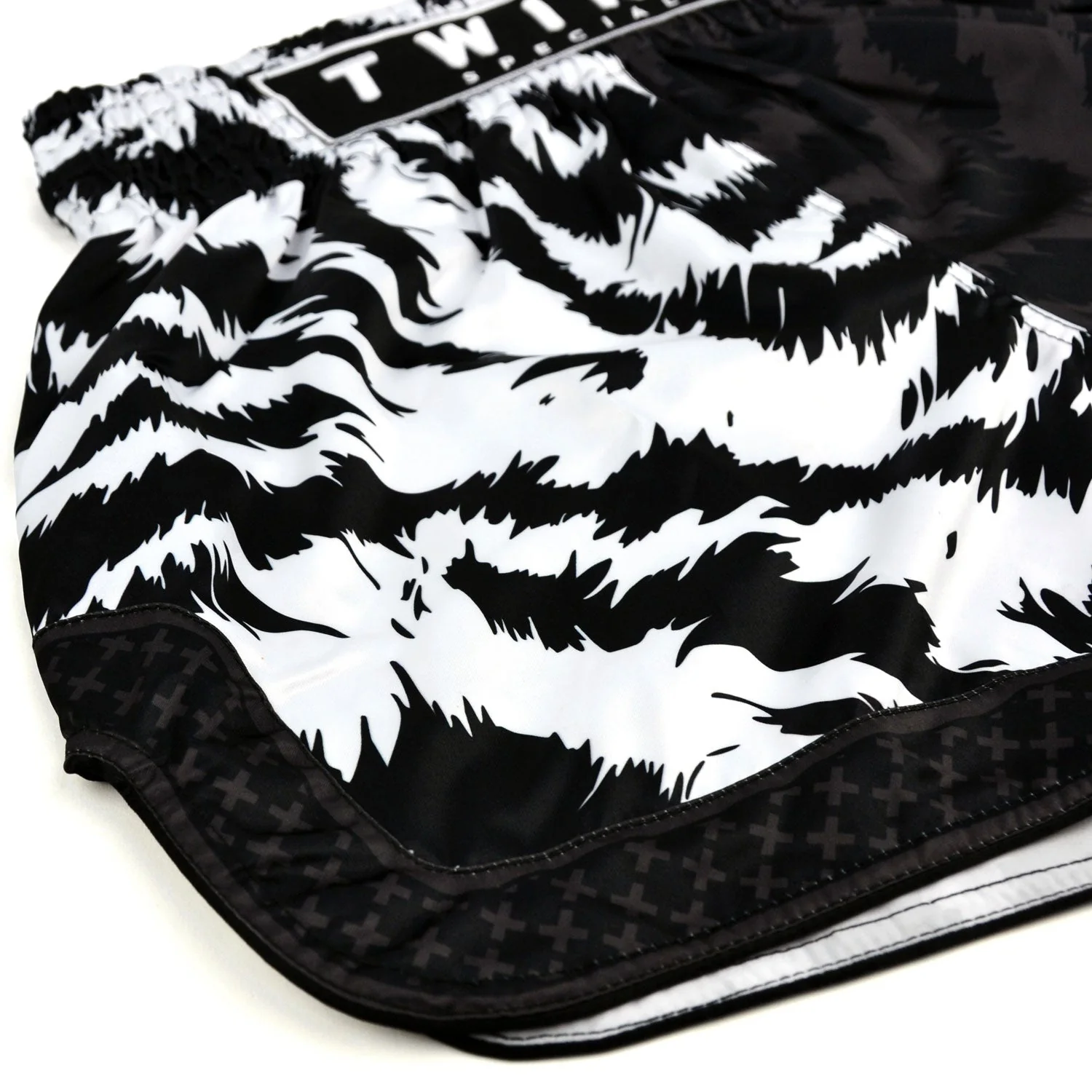 Twins Special Muaythai Shorts - JUNGLE Black-White - Image 3
