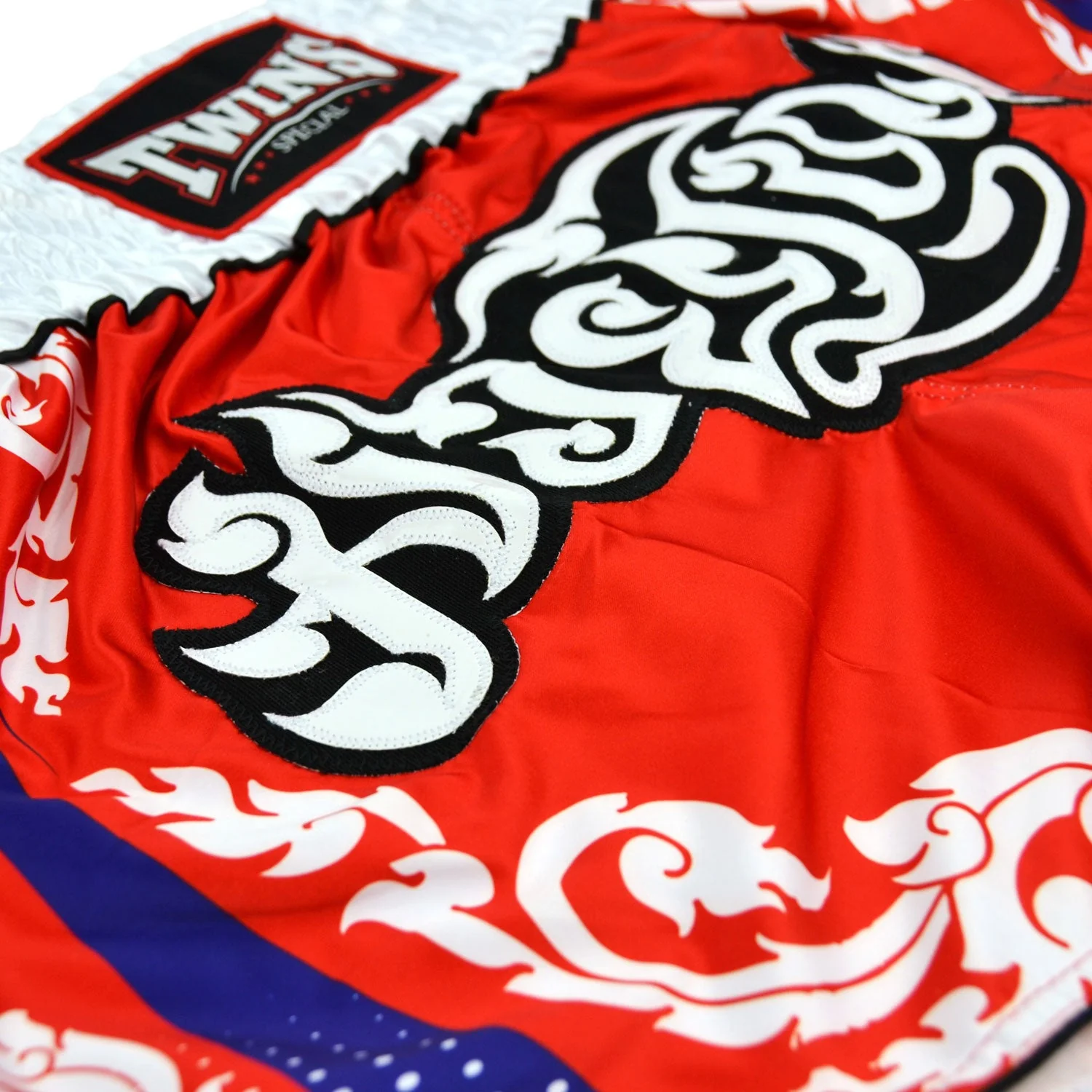 Twins Special Muaythai Shorts - LAITHAI Red - Image 4