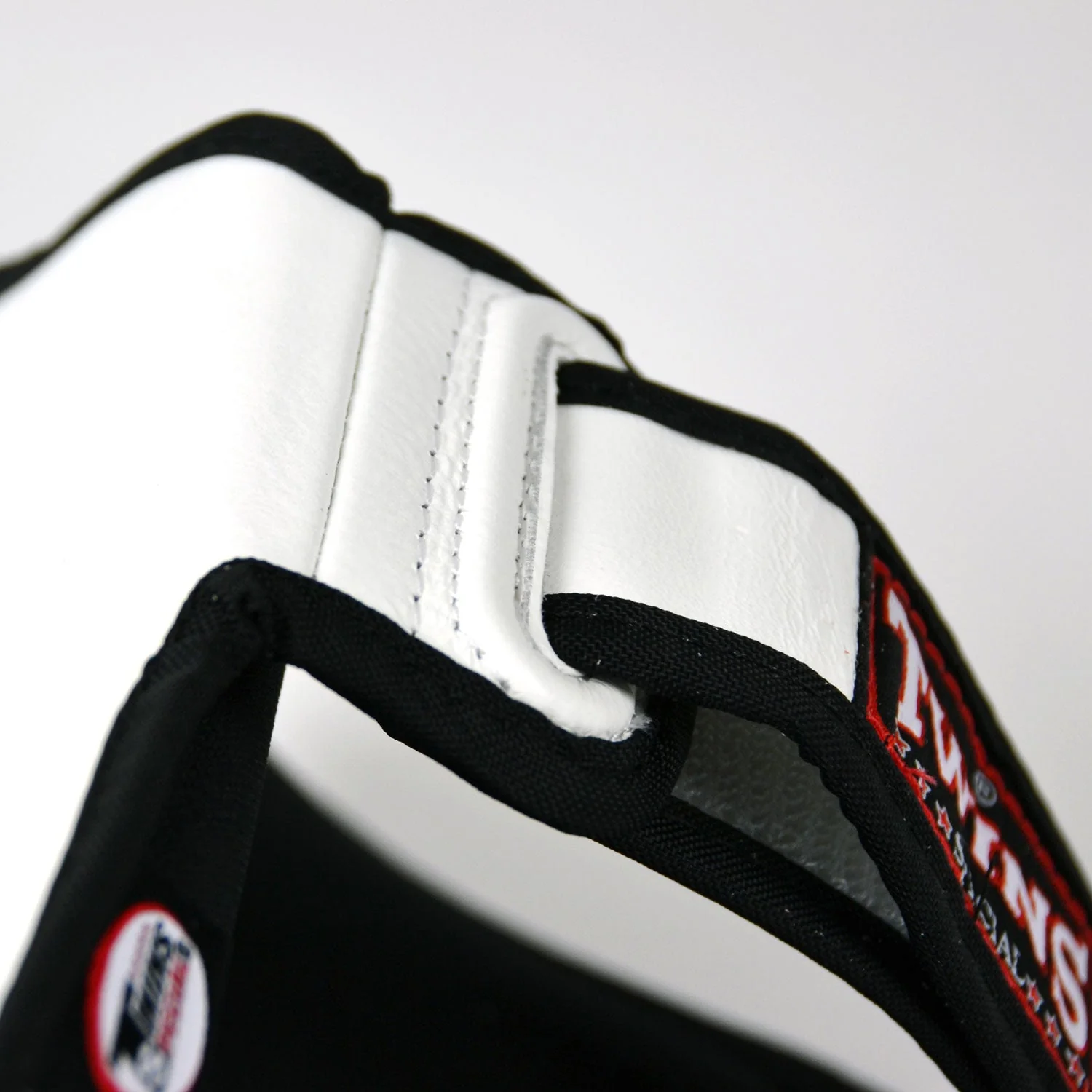 Twins Special SGL10 Leather Shin Pads - White - Image 4